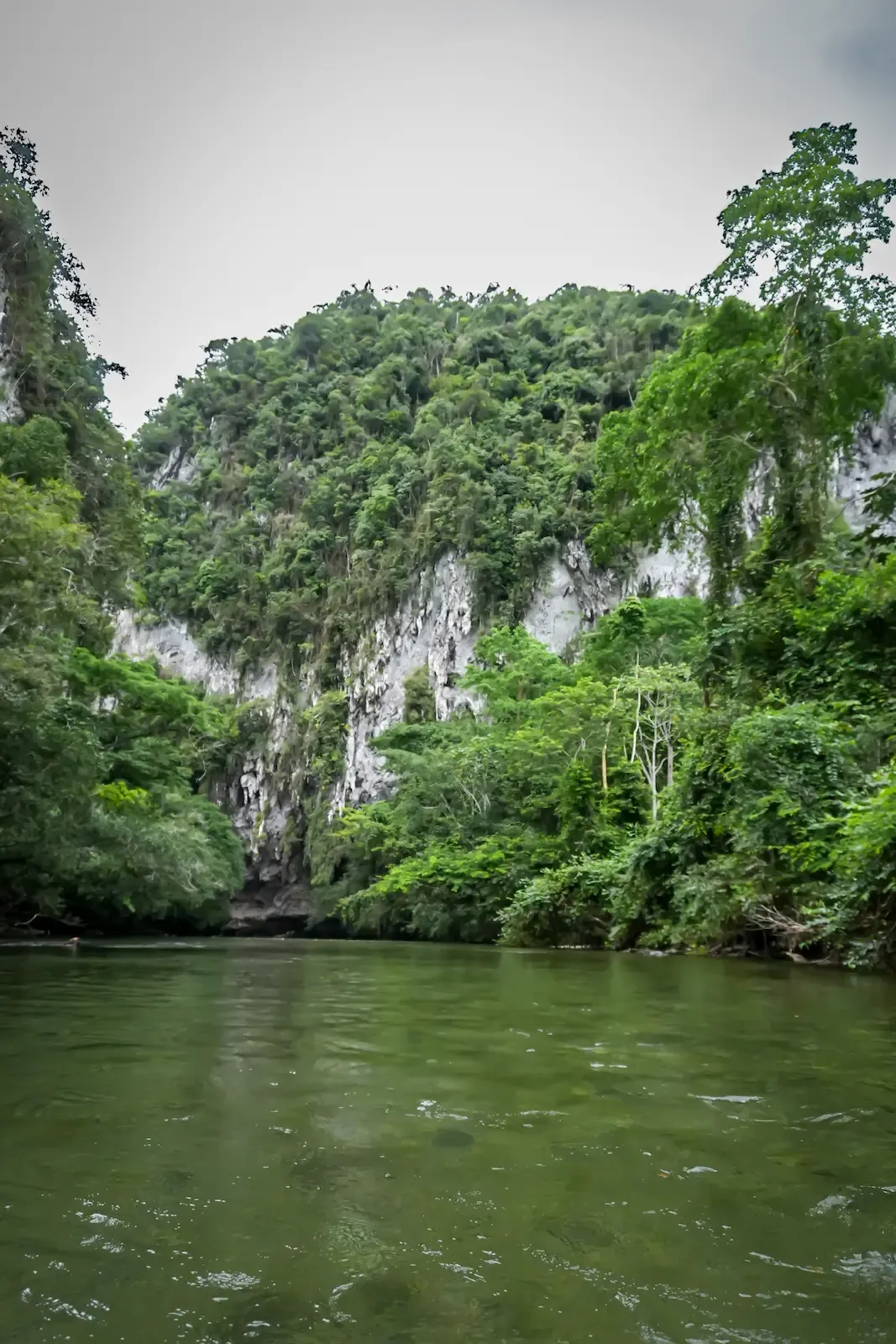 Rafting Río Claro + Cavernas + Santorini Colombiano