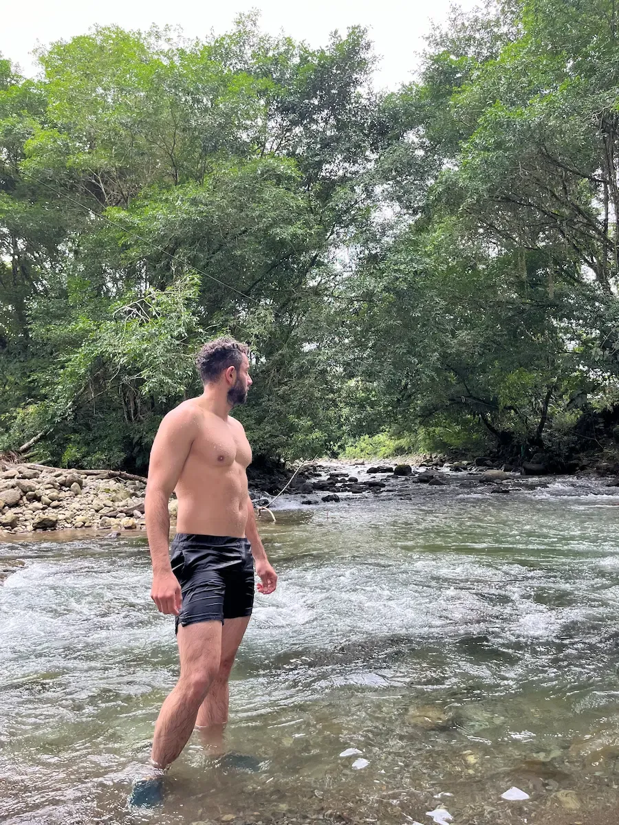 Mutatá: aguas verde esmeralda, tubing y cascadas